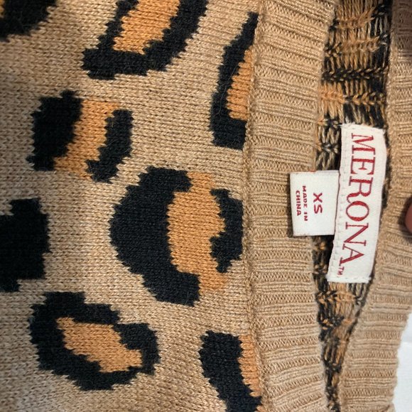 Leopard Sweeter - Picture 2 of 4